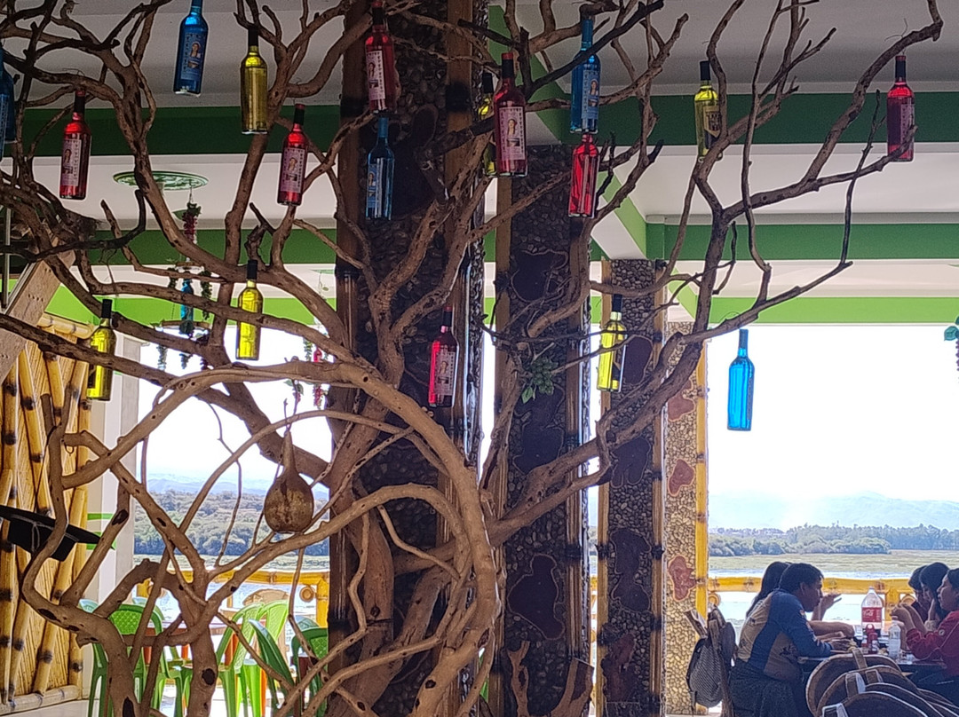 Lago San Jacinto-塔里哈必去景点