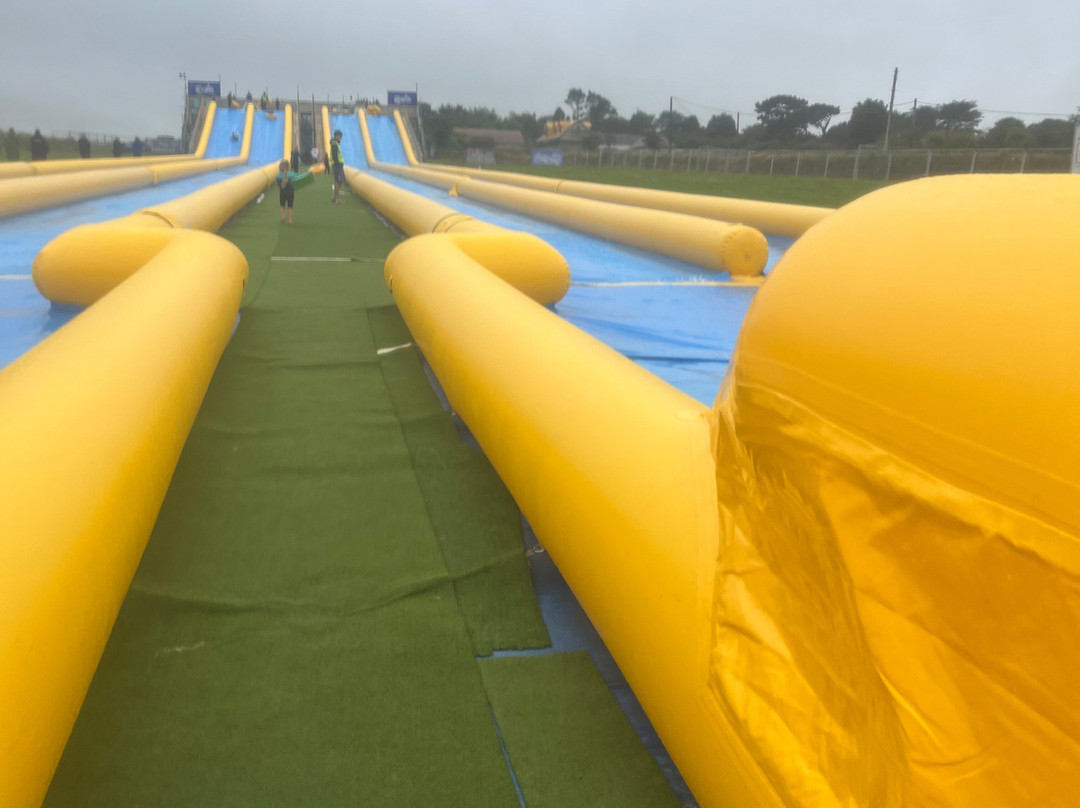 Mega Slip And Slide Cornwall-Blackwater必去景点