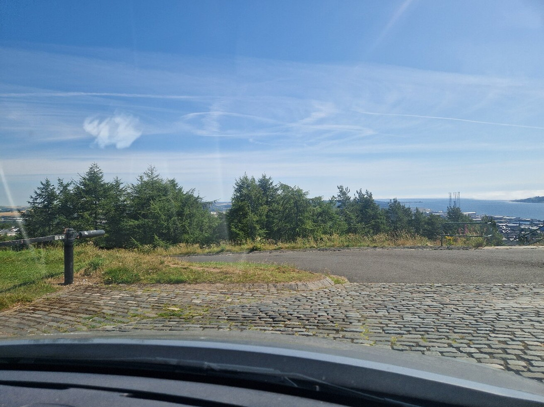 The Dundee Law-敦提必去景点