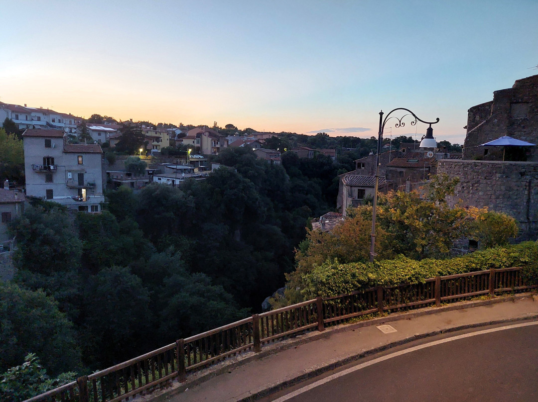 Piazzale Umberto I-Vitorchiano必去景点