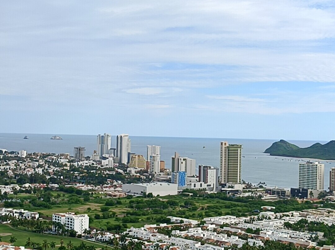 Helimaz-马萨特兰必去景点