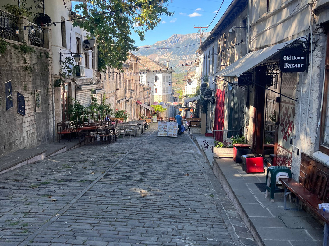 ALBANIA MINIVANS TOURS-沙兰德必去景点