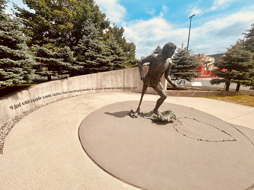 Terry Fox Monument-圣约翰必去景点