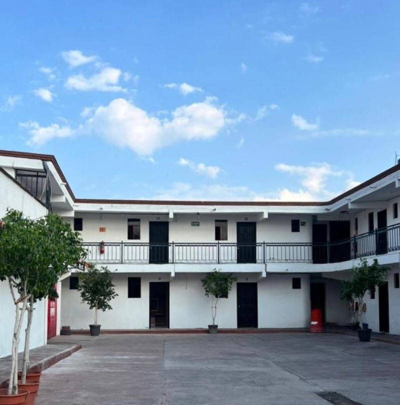 Hotel Motel La Escondida