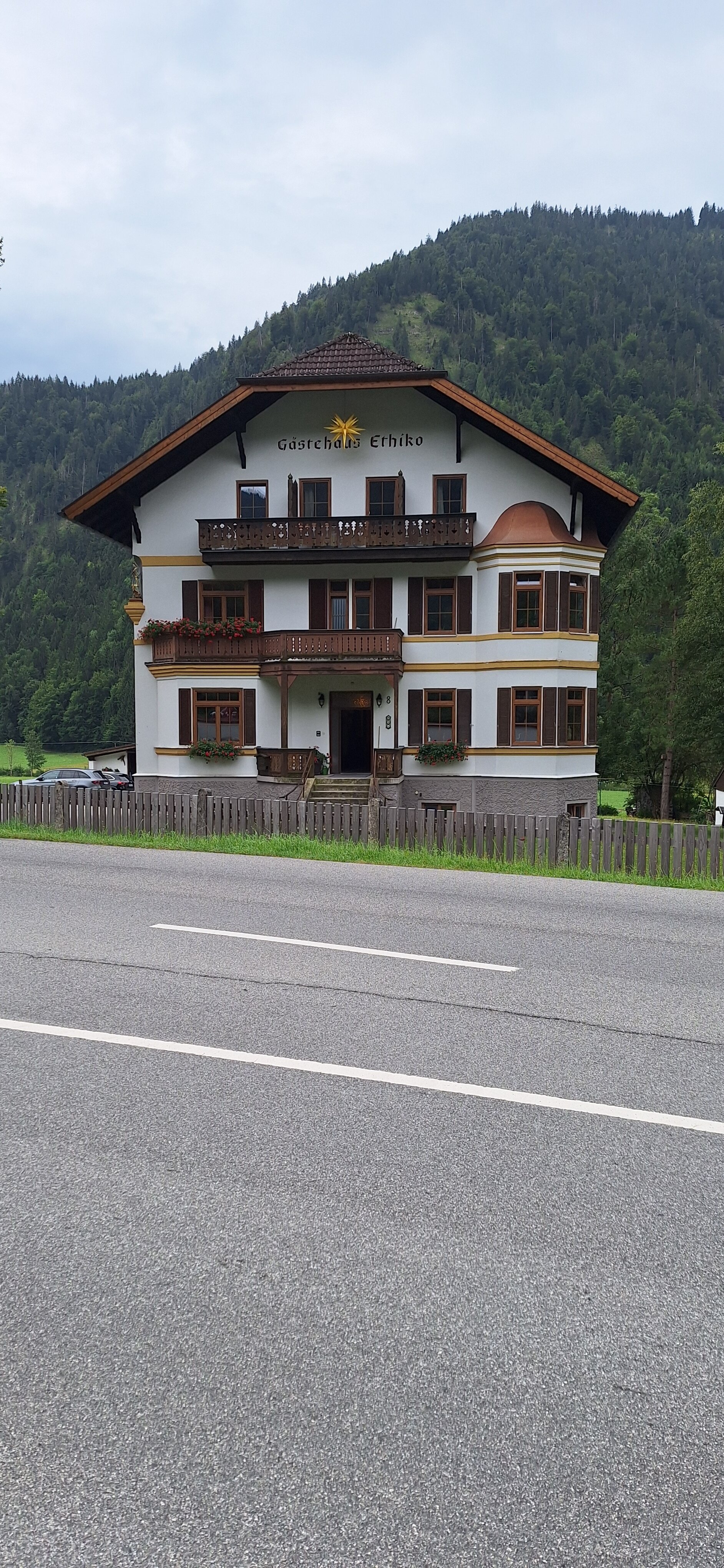 Gastehaus Ethiko-官方