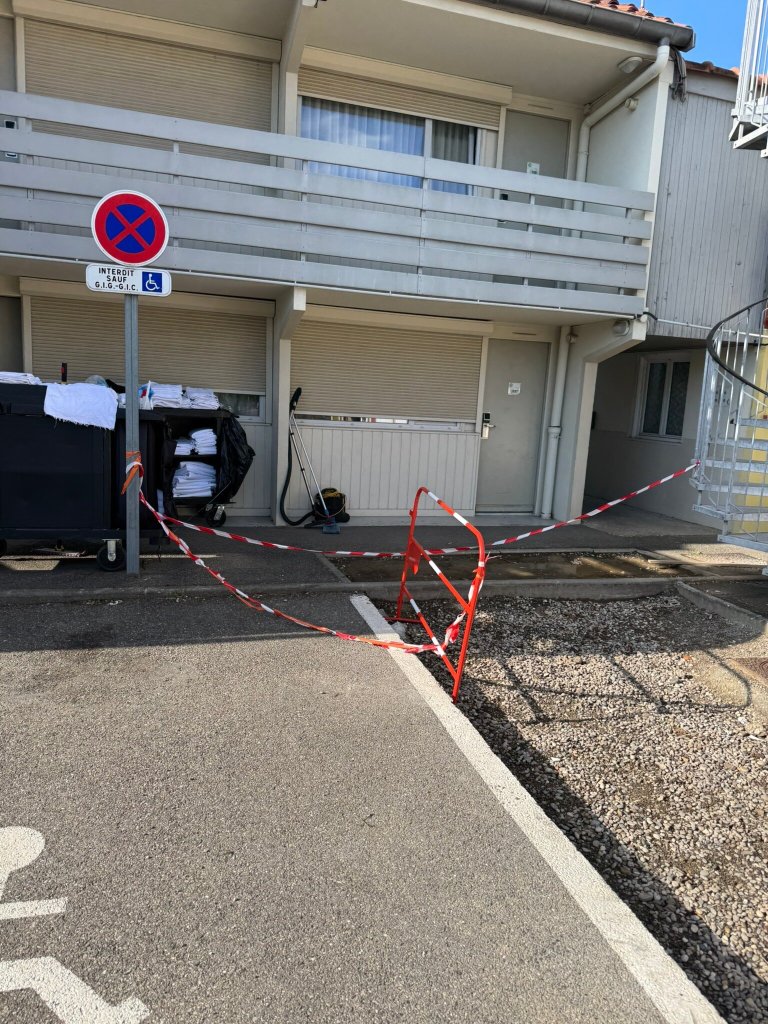 Campanile Lyon Est Bron Eurexpo-官方