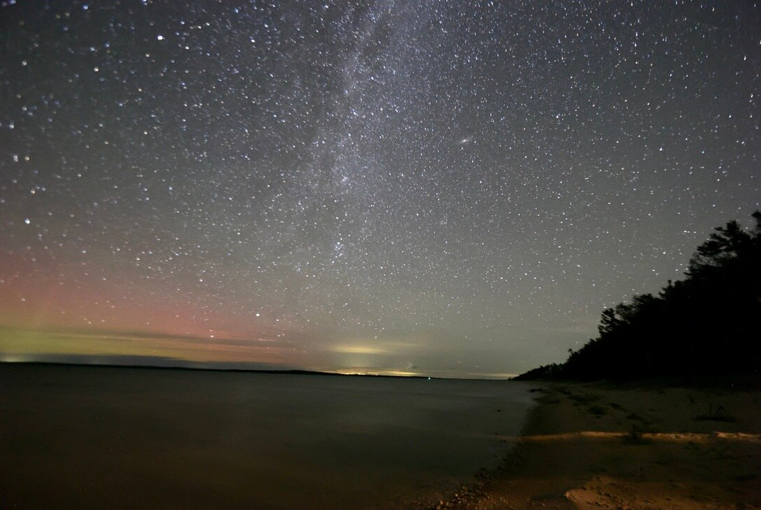 Beaver Island Lodge主图