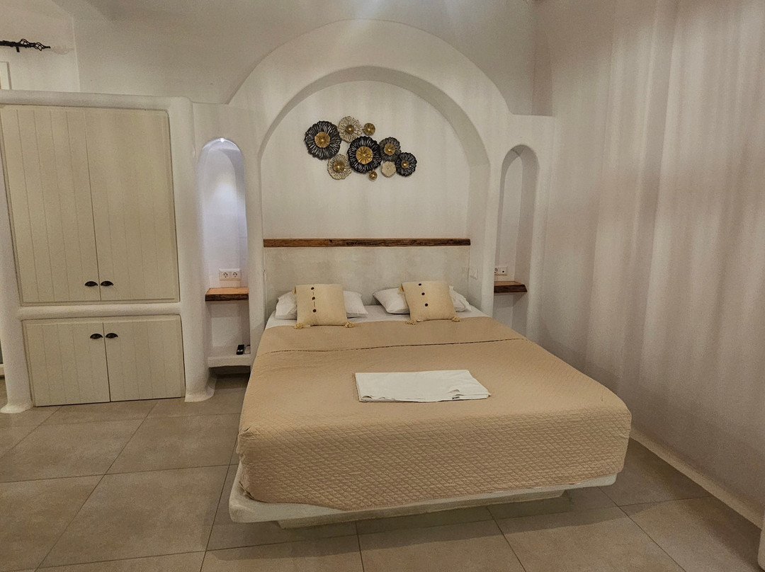 Birikos Hotel Studios & Apartment主图