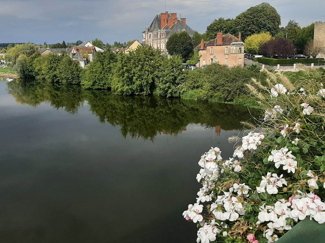Pont du 152ème R.I.-Decize必去景点