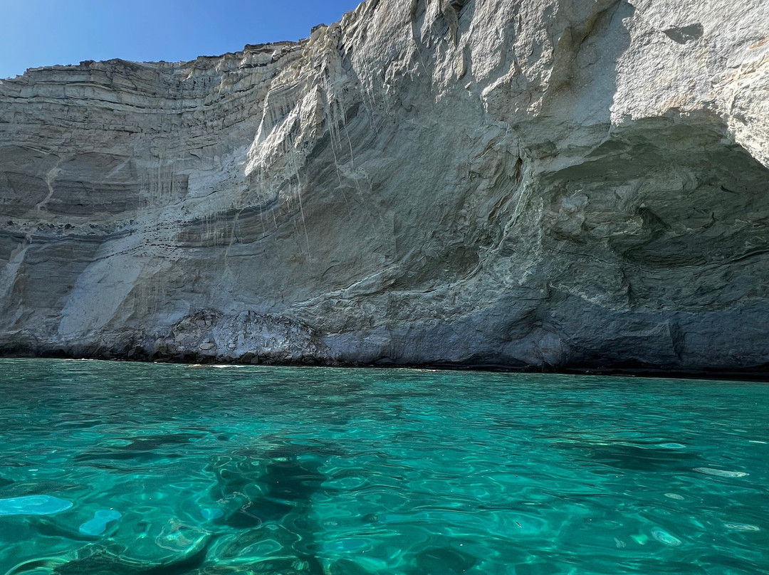 Polco Sailing Cruises-Adamas必去景点