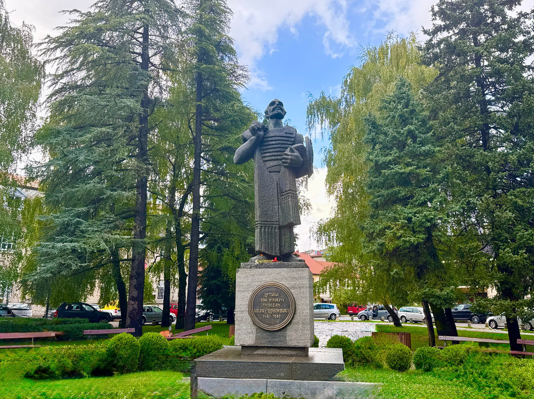 Monument to Ivan Crnojevic-Cetinje必去景点