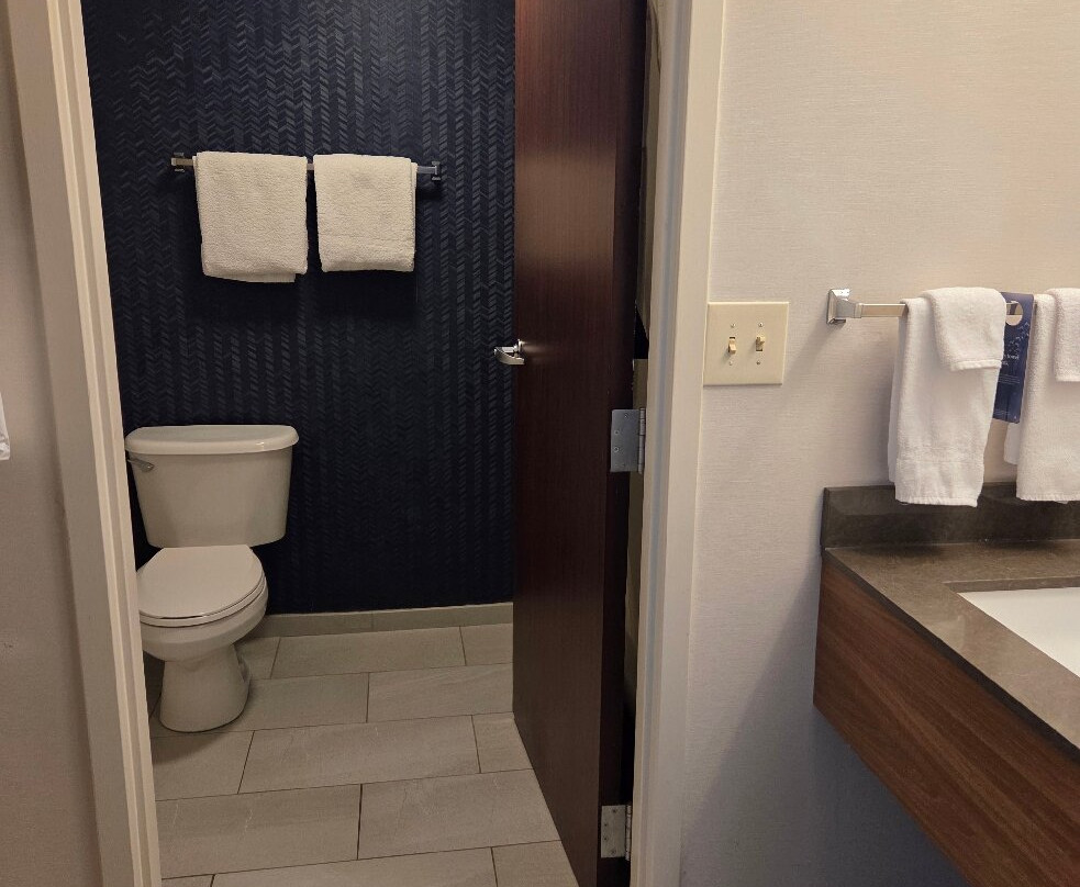 Fairfield by Marriott Inn & Suites Pittsburgh New Stanton主图