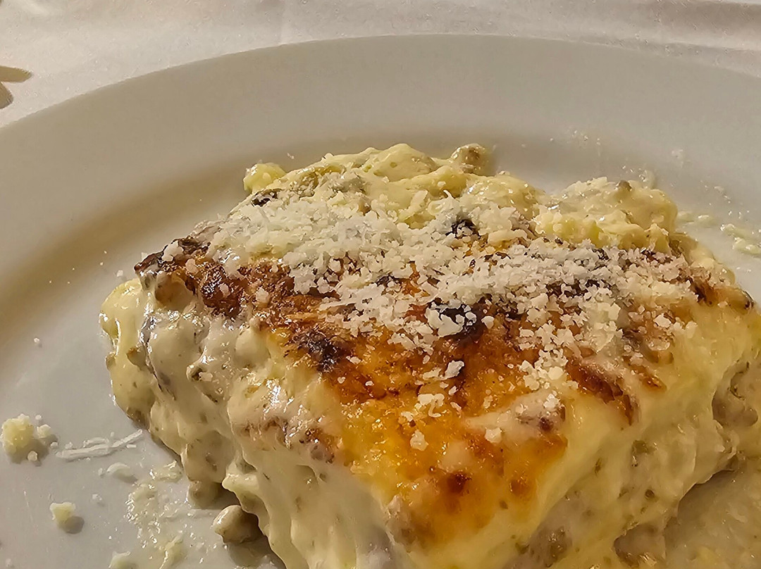 Lellis Trattoria Alphaville