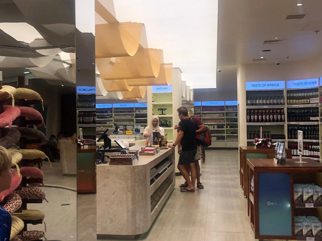 Abeid Amani Karume International Airport Terminal 3-Kiembi Samaki必去景点