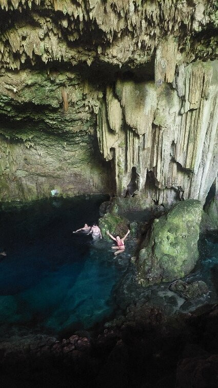 Cenote Cueva Saturno Carbonera-Boca de Camarioca必去景点