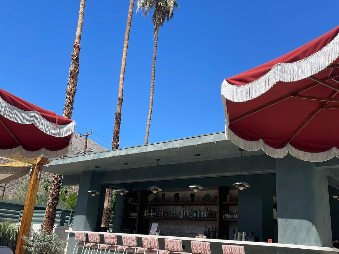 皇家太阳酒店主图