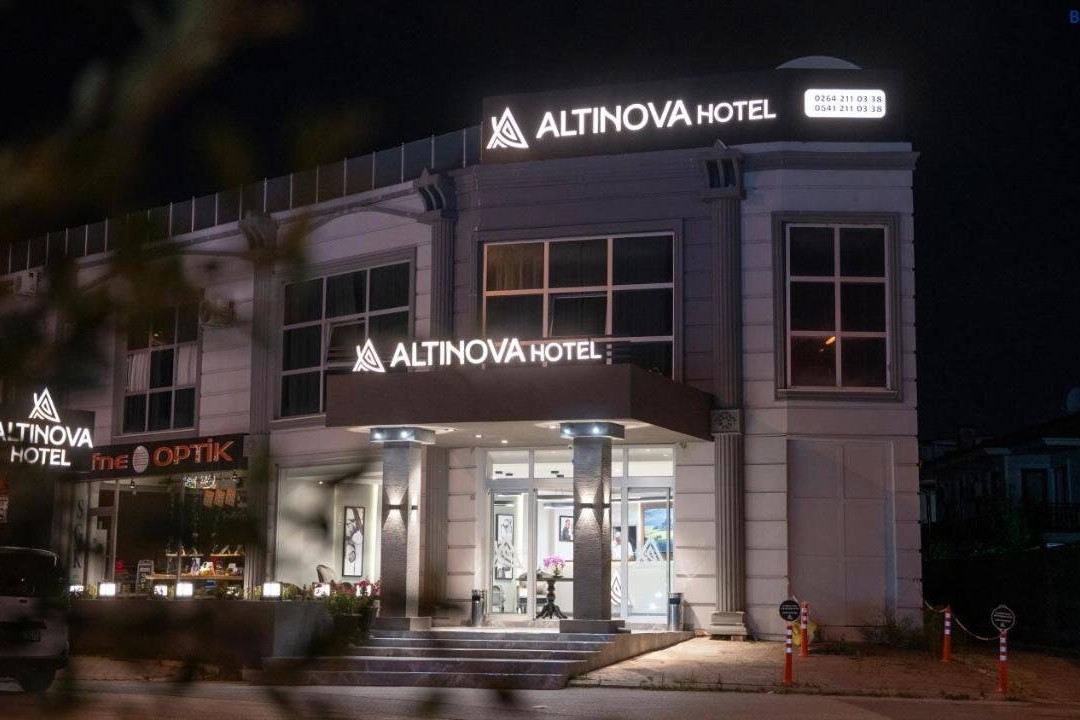 Altınova Hotel Sakarya