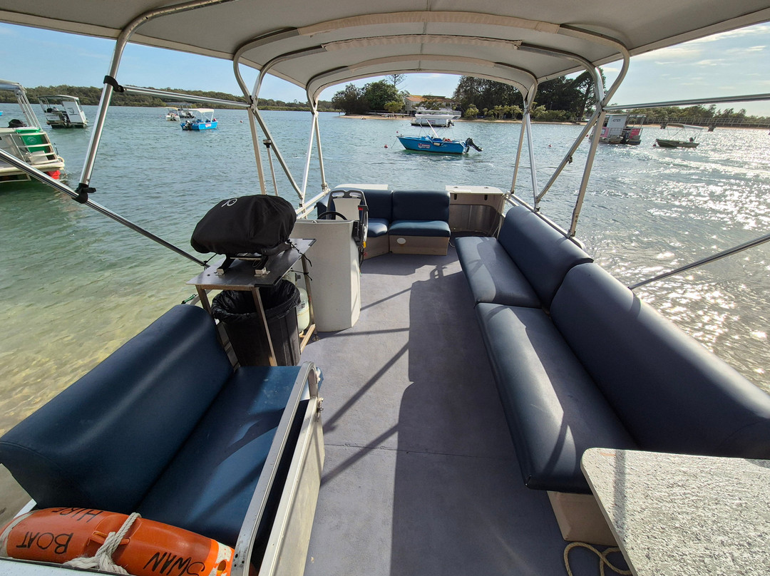 Swan Boat Hire-Maroochydore必去景点