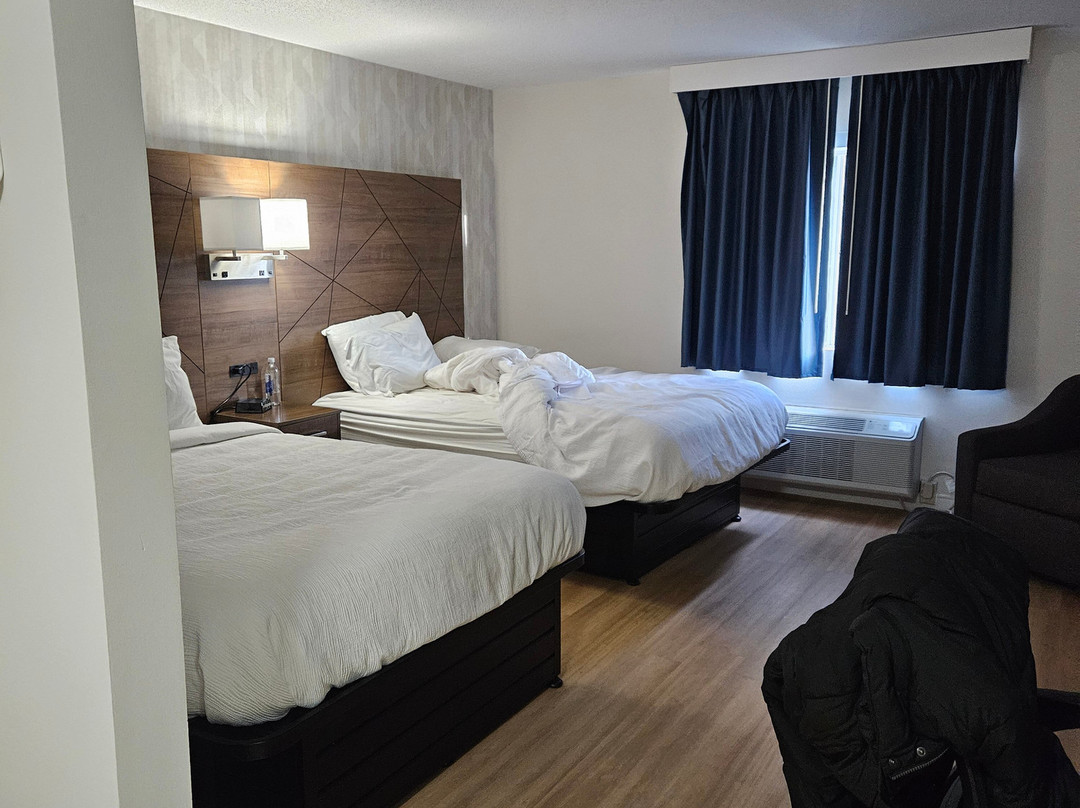 Baldwin Inn & Suites, SureStay Collection by Best Western主图