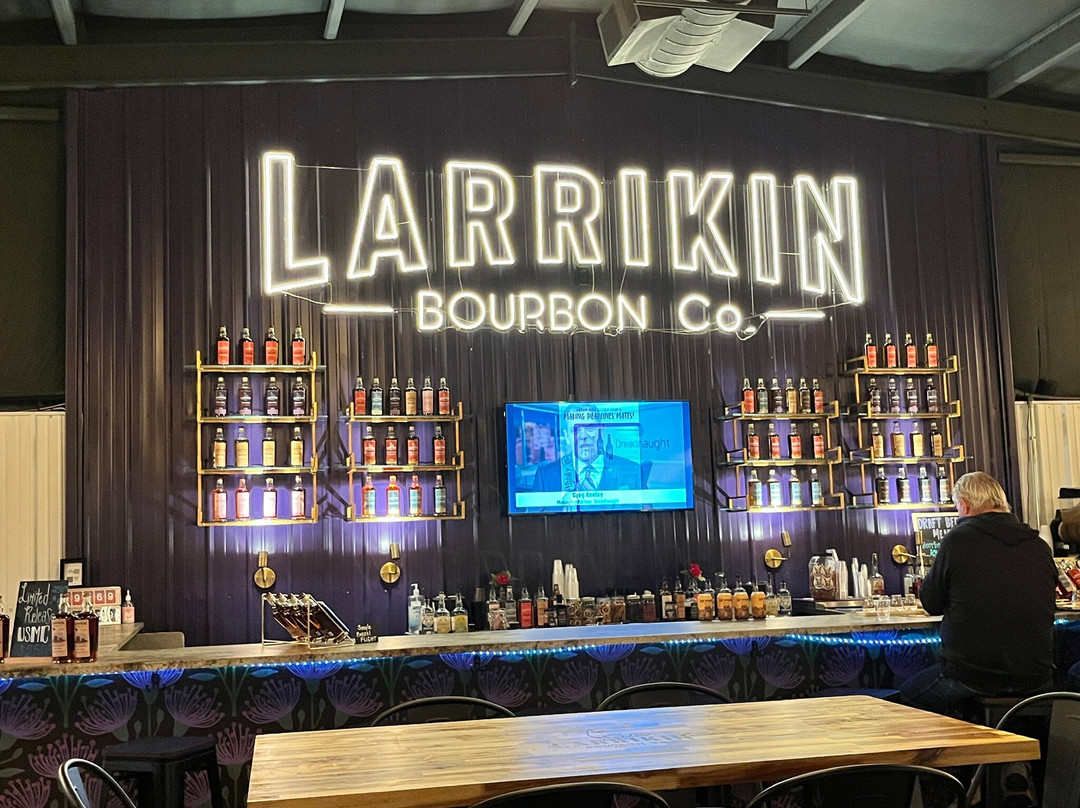Larrikin Bourbon Company-Lawrenceburg必去景点