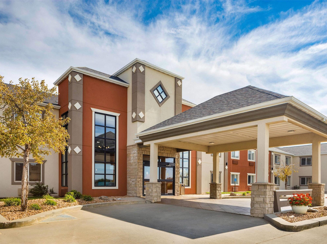 温尼尔酒店住宿-Howard Johnson by Wyndham Oacoma Hotel & Suites