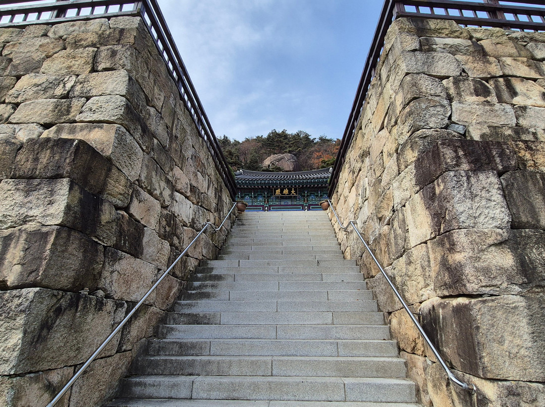 Okcheon Yongamsa Temple-沃川郡必去景点