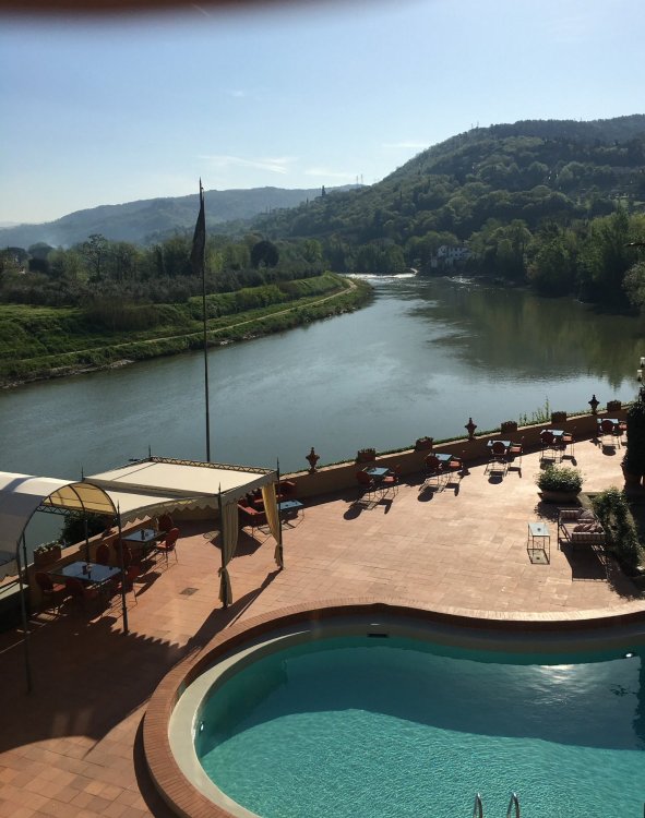 Villa La Massa-泳池