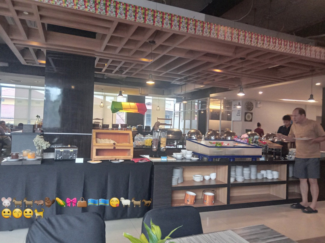 龙鱼大酒店主图