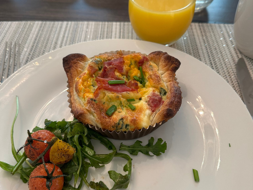 The Jarvis At 220主图