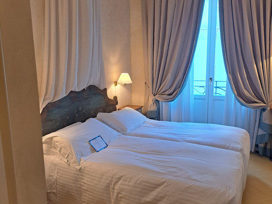 阿尔吉拉奥提伽迷人酒店主图