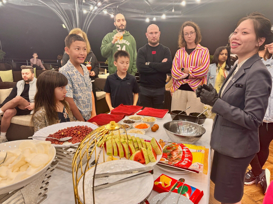 Erina Cruise-下龙湾必去景点