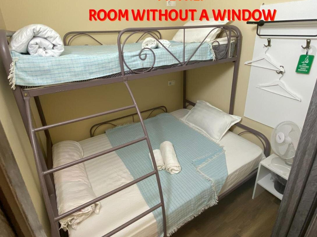 Hostel 5 Sapsule Rooms