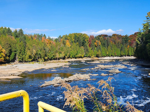 Maison Dery-Pont-Rouge必去景点