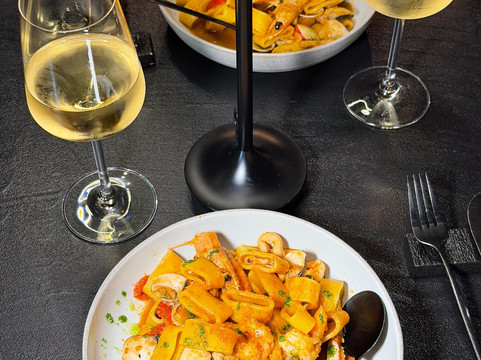 Painted Black | Noir Italian Restaurant