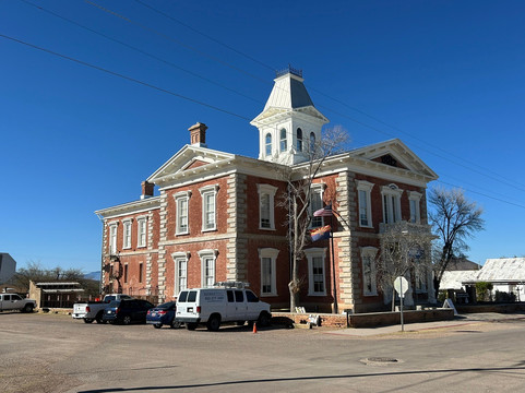 O.K. Corral-墓碑镇必去景点