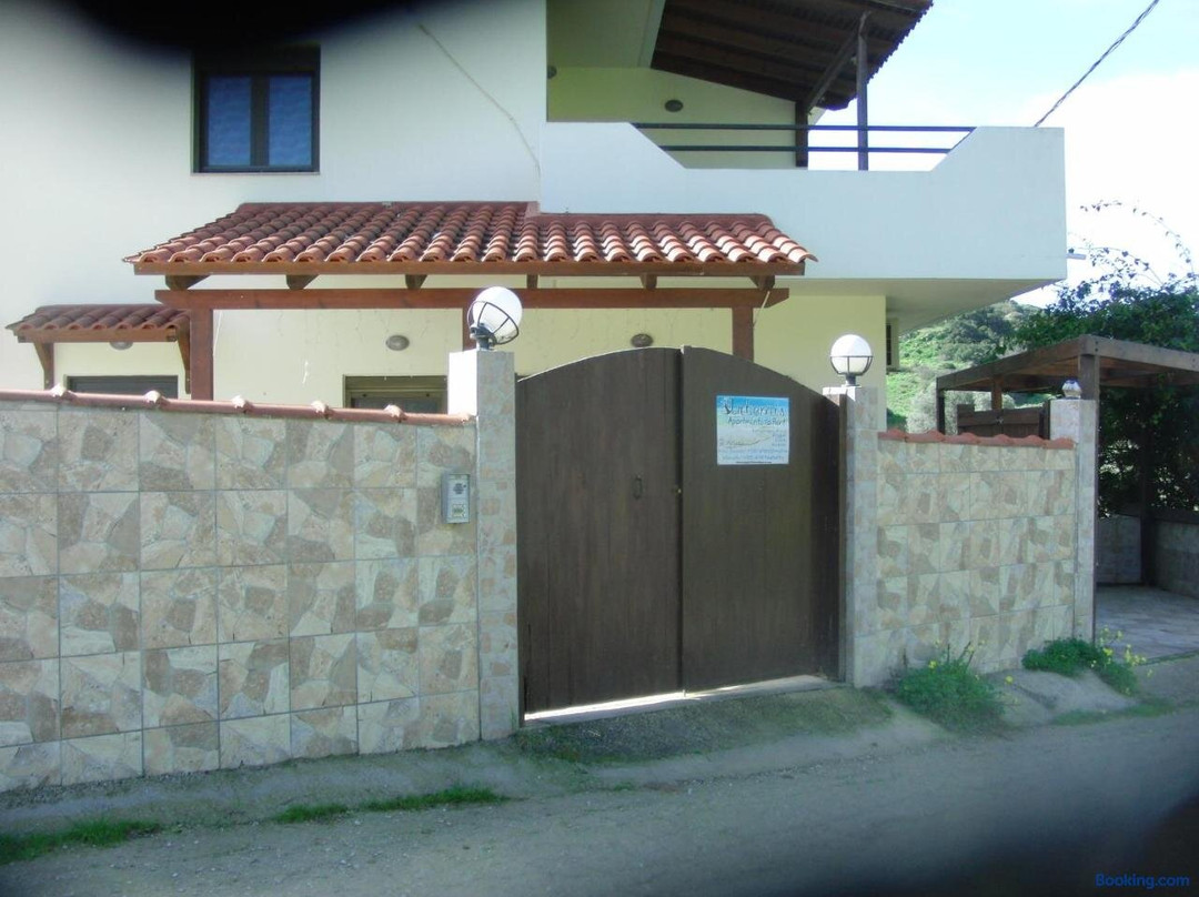 Artemis Appartments