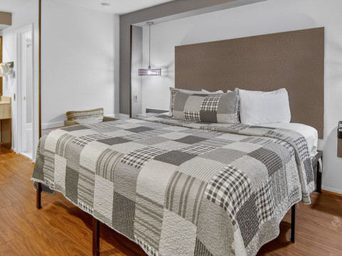 12橡树酒店主图