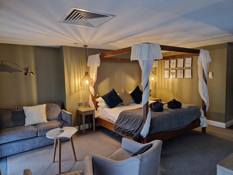 Moddershall Oaks Country Spa Retreat-Stone必去景点