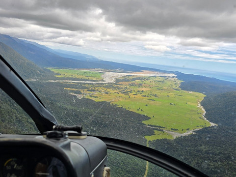 Mountain Helicopters-福克斯冰川必去景点