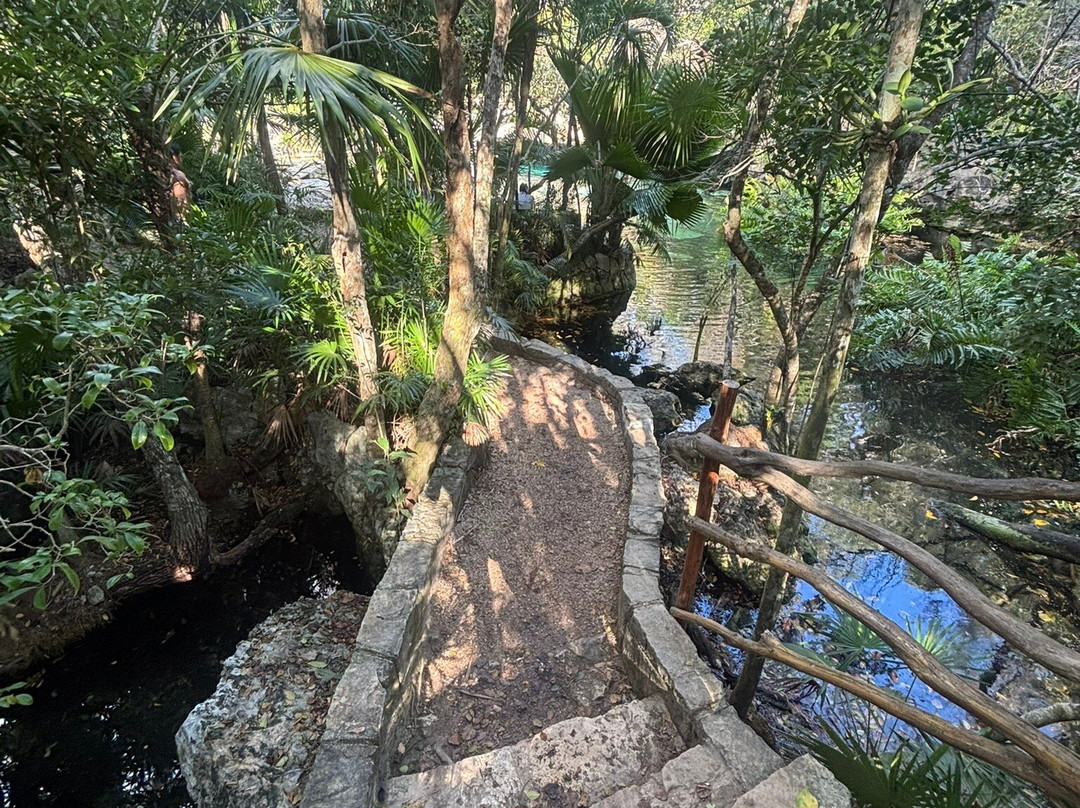 Cenote Azul-尤卡坦半岛必去景点