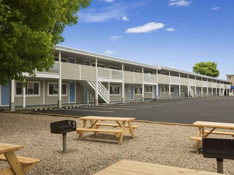 西雅茅斯/海恩尼斯科德角地区戴斯酒店