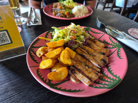 San Pascual Baylón - Cocina Colombiana