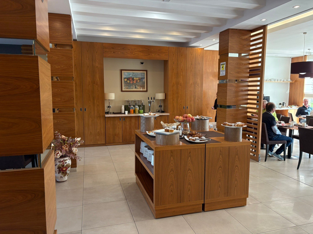 比萨瓦尔德拉塔尔旅馆主图