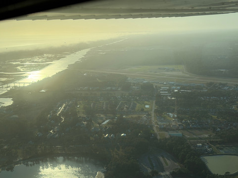 High Tide Helicopters-Oak Island必去景点
