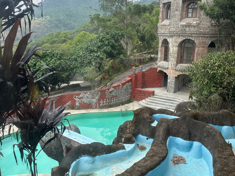 雅靠芒果山酒店主图