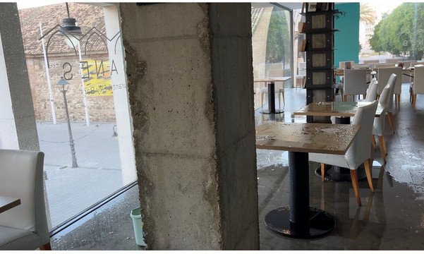 瓦伦西亚港海你酒店主图