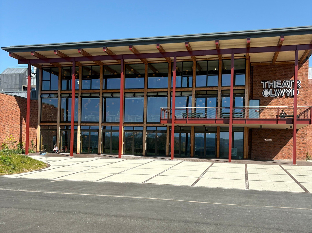 Bryn Williams at Theatr Clwyd主图