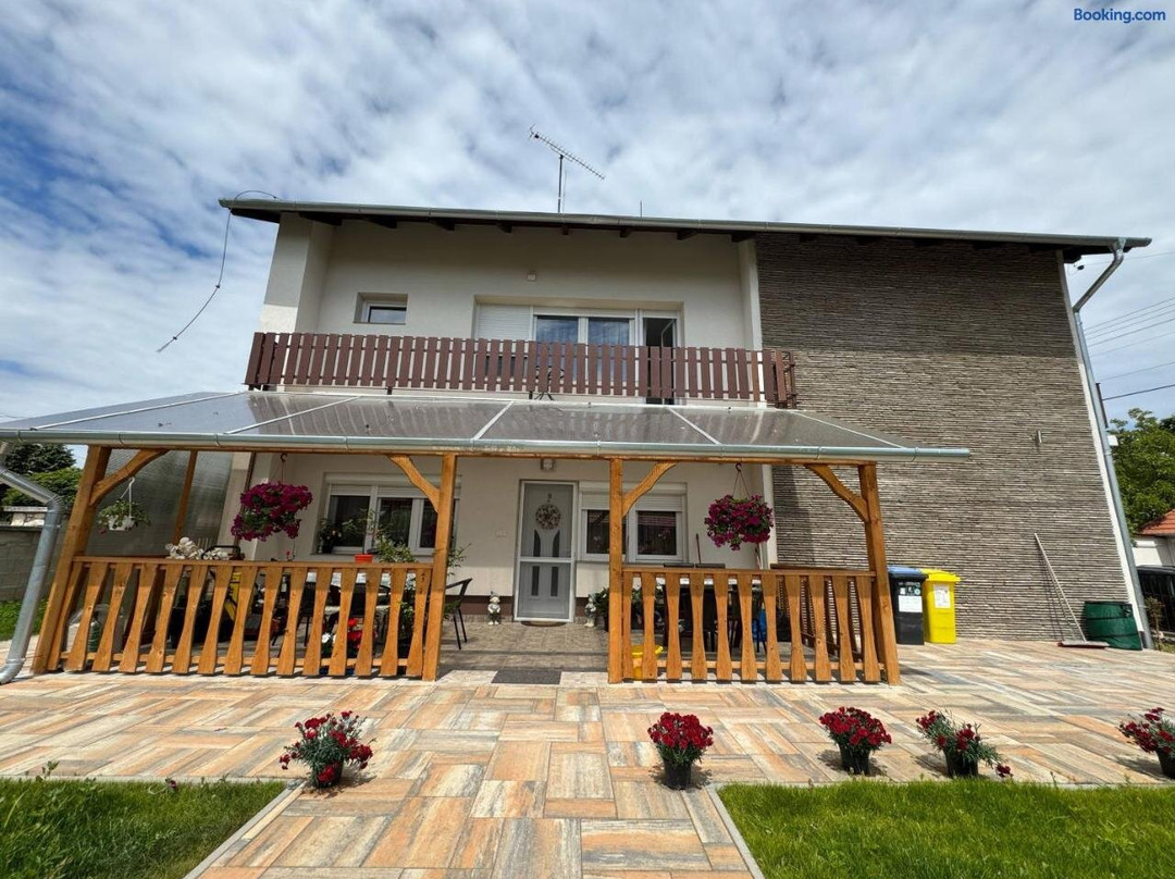 Kertvarosi Apartman