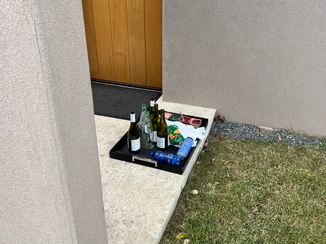 尼若度假别墅及水疗中心主图