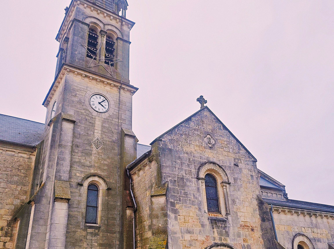 Eglise Saint Etienne-Aigrefeuille D'Aunis必去景点